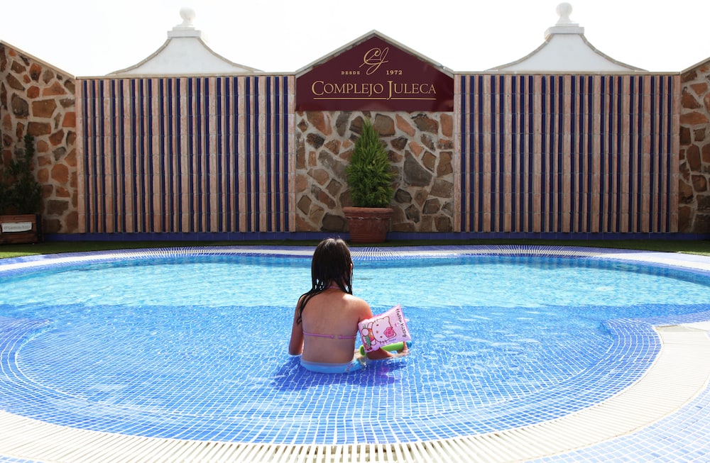 Hotel Juleca 21/26