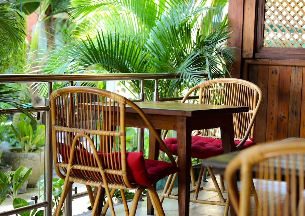 Mina Pelasa Hotel and Resto 50/61