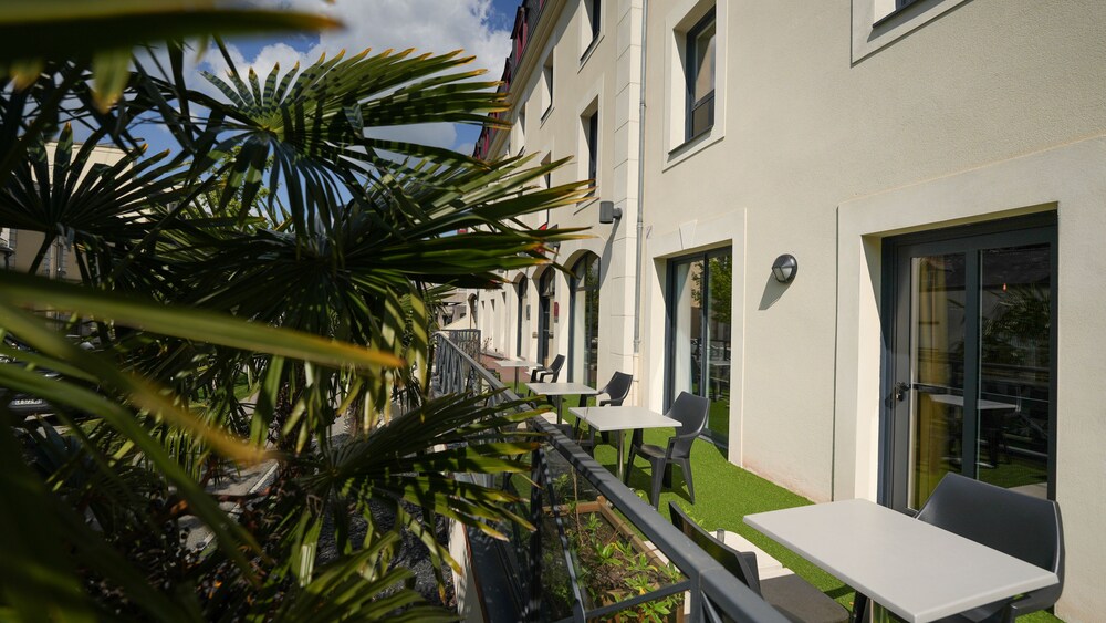 Ibis Vitre Centre 9/63