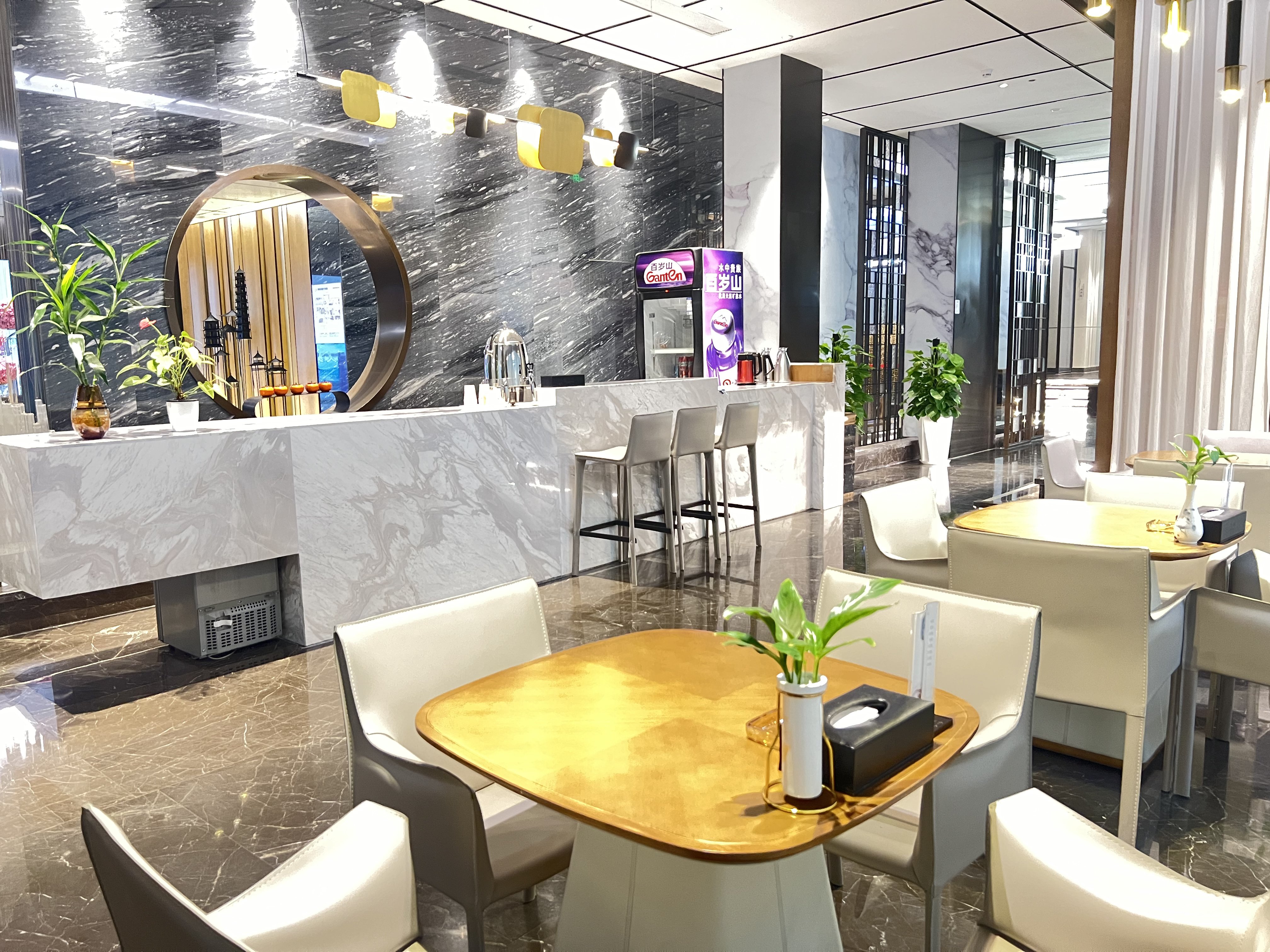 Holiday Inn Express Pingchang 37/48