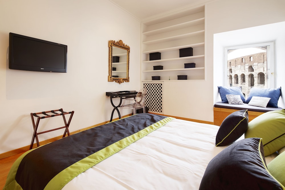 NO 9 COLOSSEO LUXURY SUITES 43/50