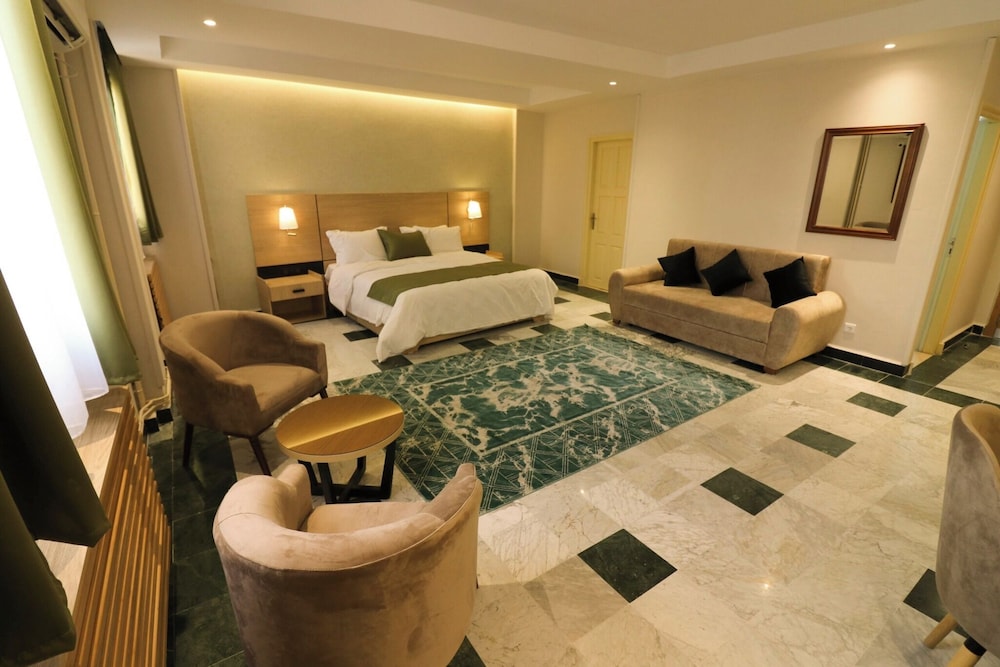 Hotel Hydra Ouled Fayet 16/24