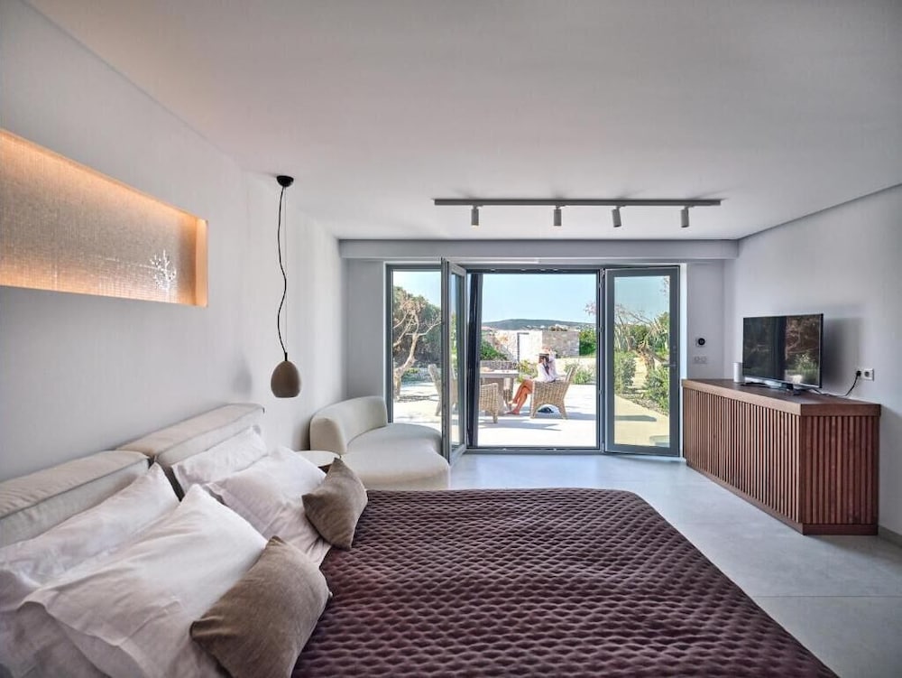 Empire Luxury Villas 10/48