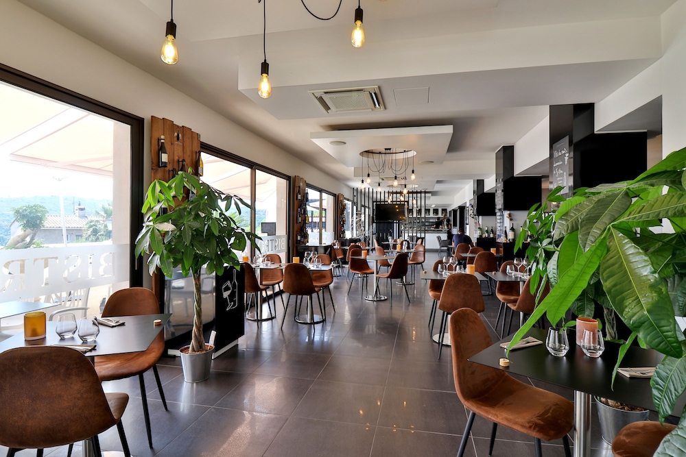 Hotel Perla Riviera 27/48