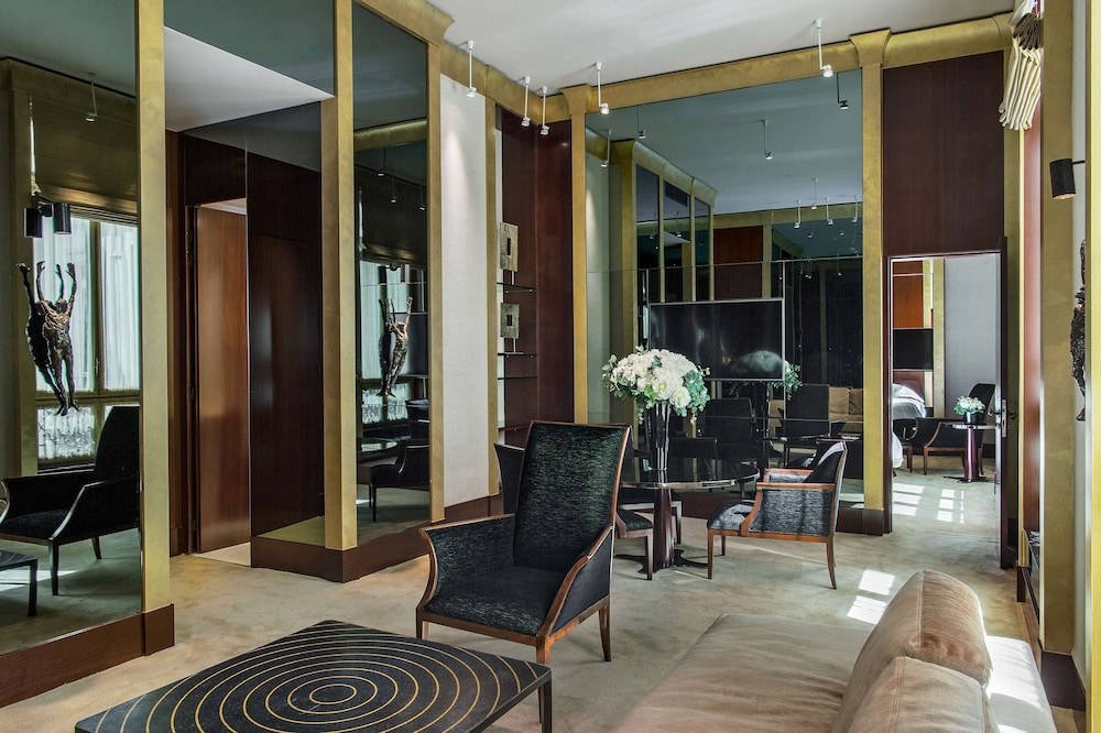 PARK HYATT PARIS VENDOME 48/71