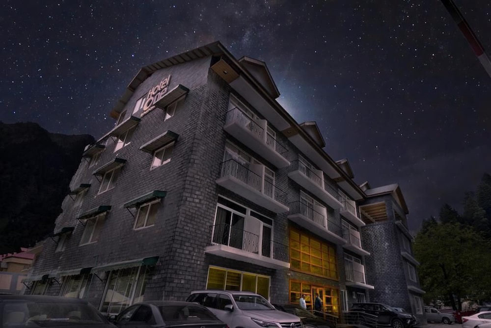 Hotel One Naran 1/19