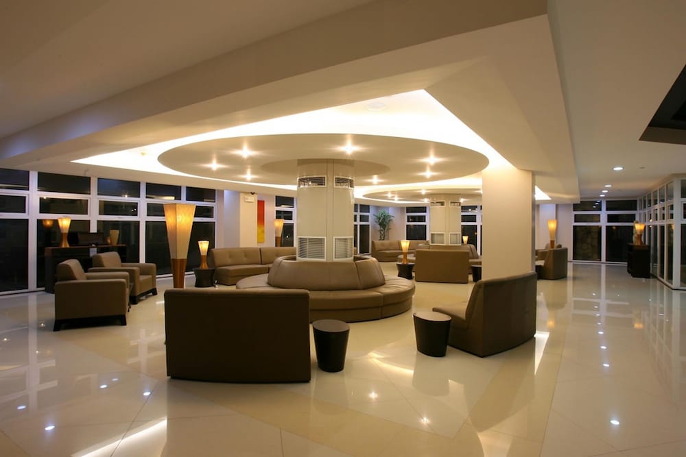 Tanza Oasis Hotel And Resort 31/50
