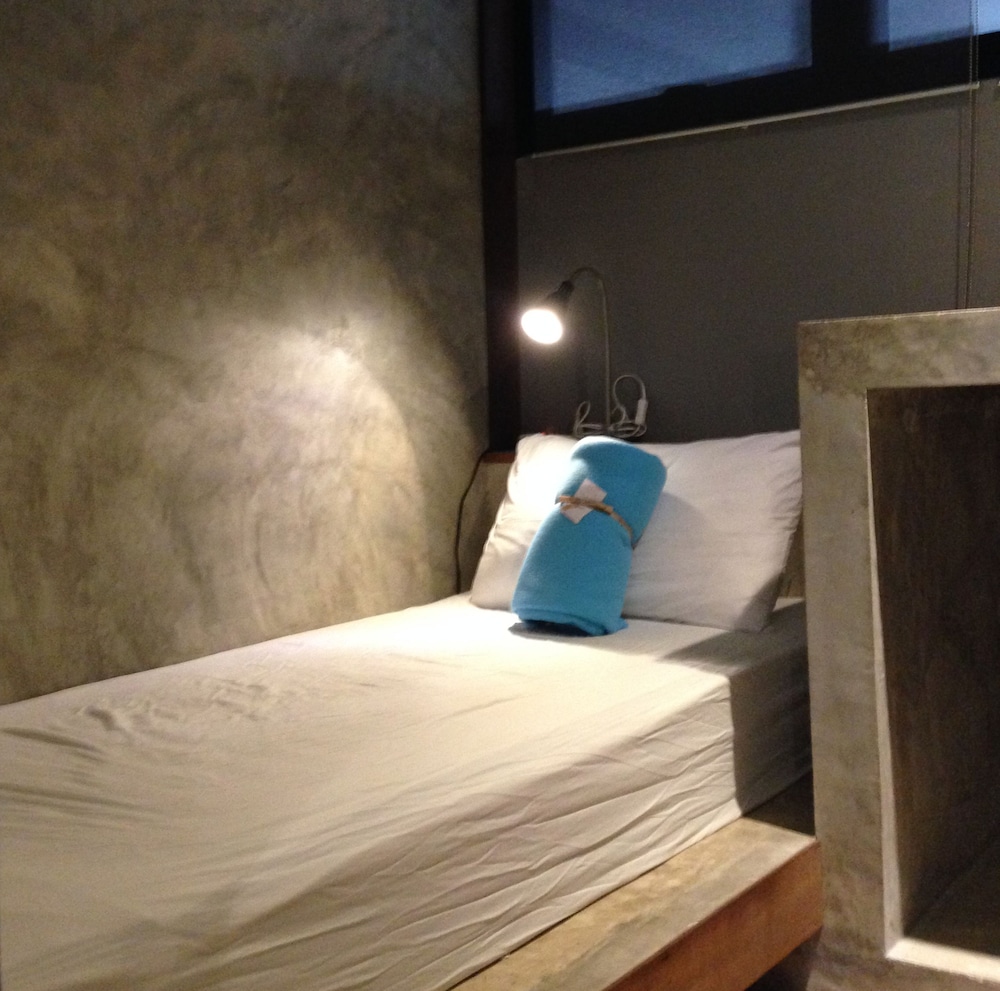 In A Box Hostel 38/65