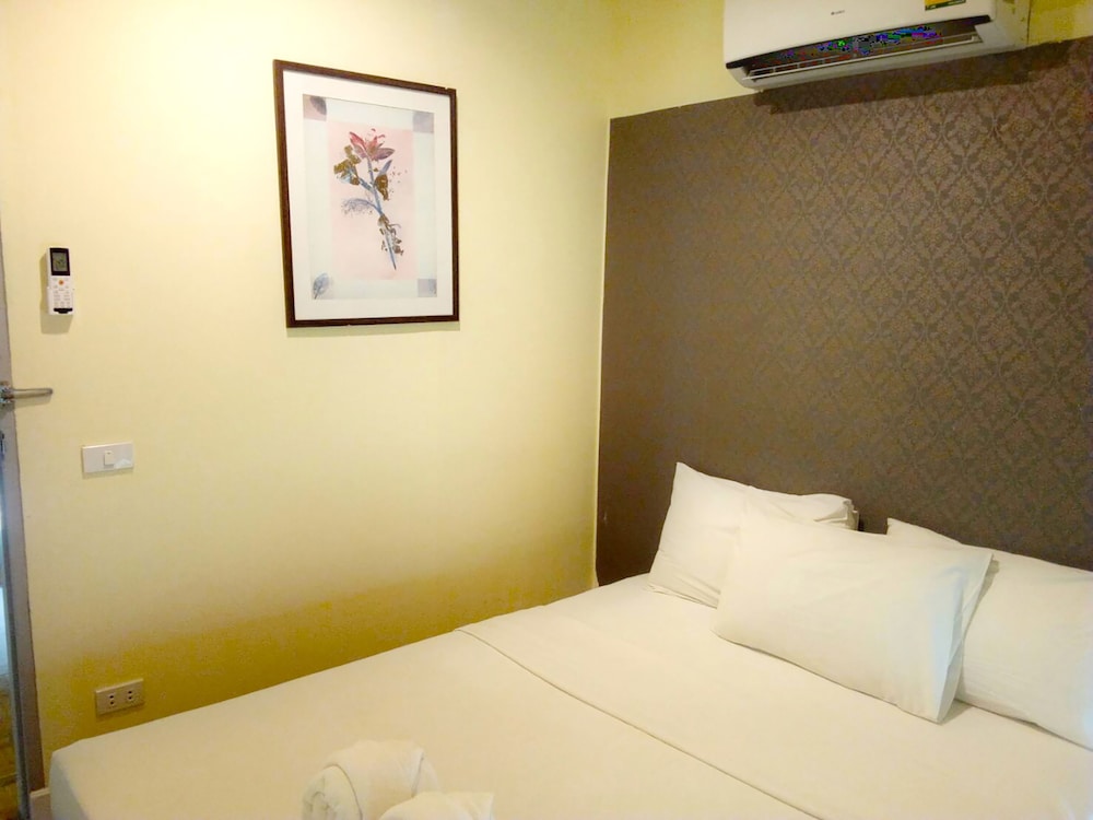 Brookside Valley Resort 15/77