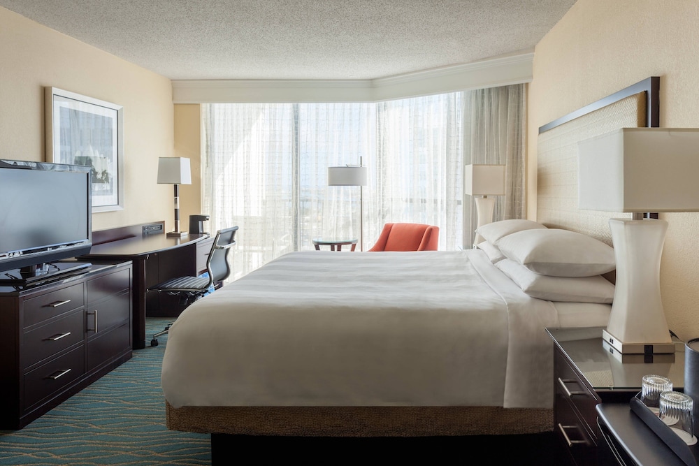 Miami Marriott Biscayne Bay 15/50