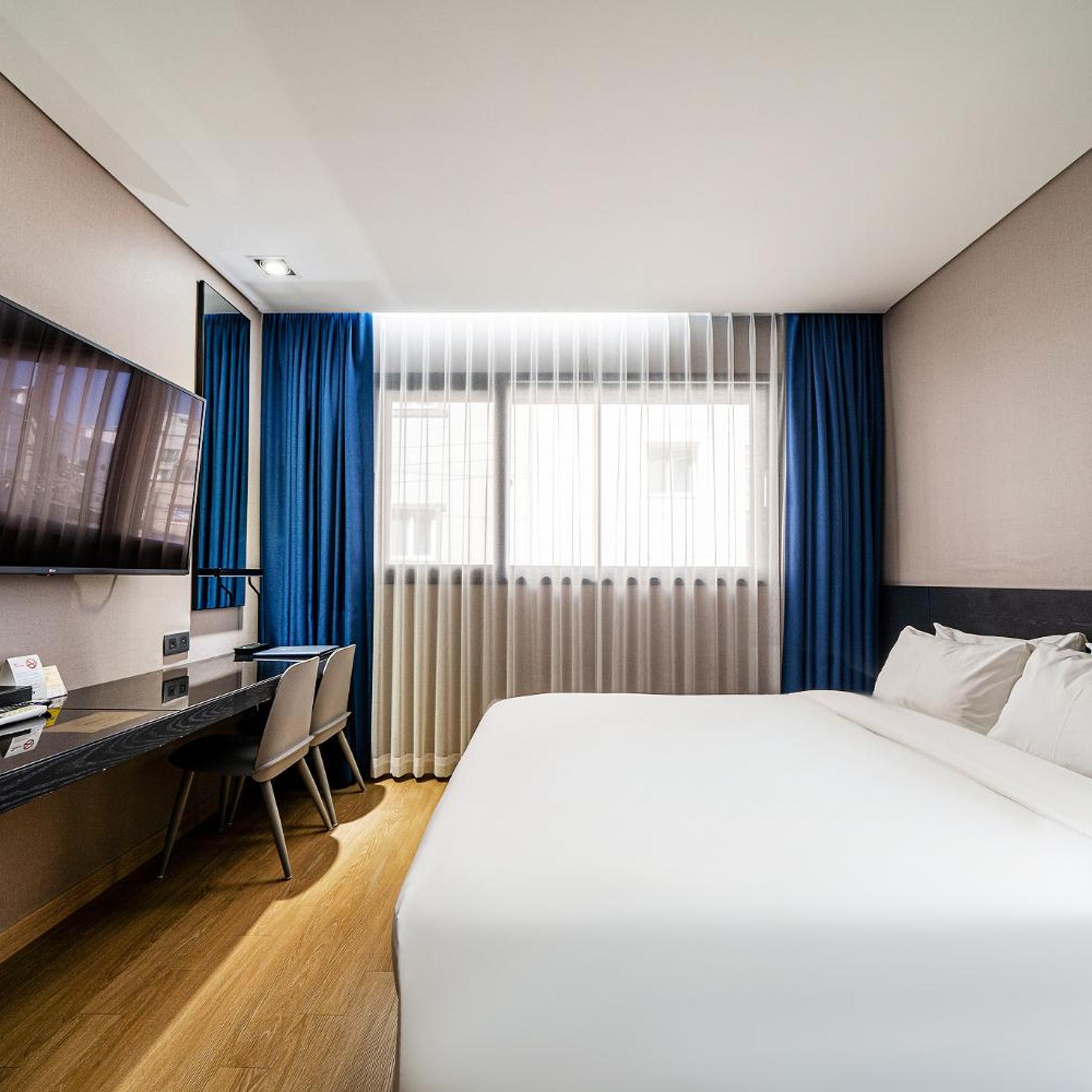 غرفة بسرير مزدوج لذوي الإعاقة، Rivertain Hotel Gyeongju 4/10