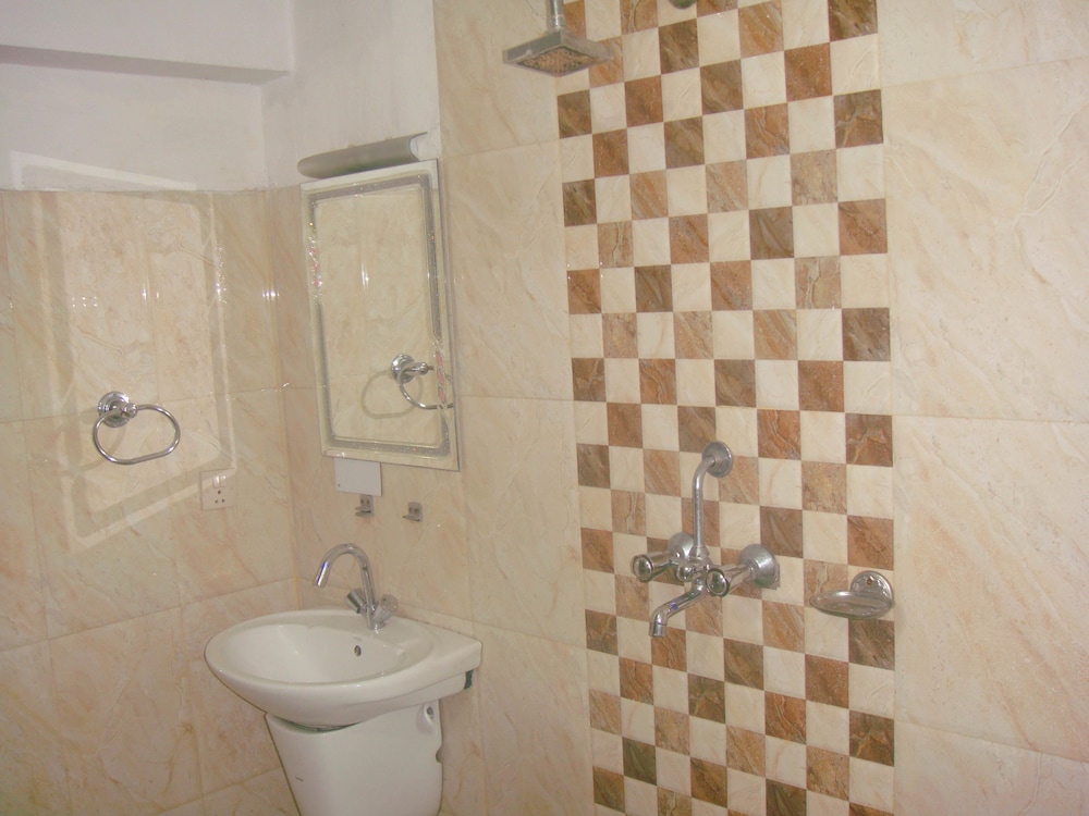 Holyland Guest House 47/47