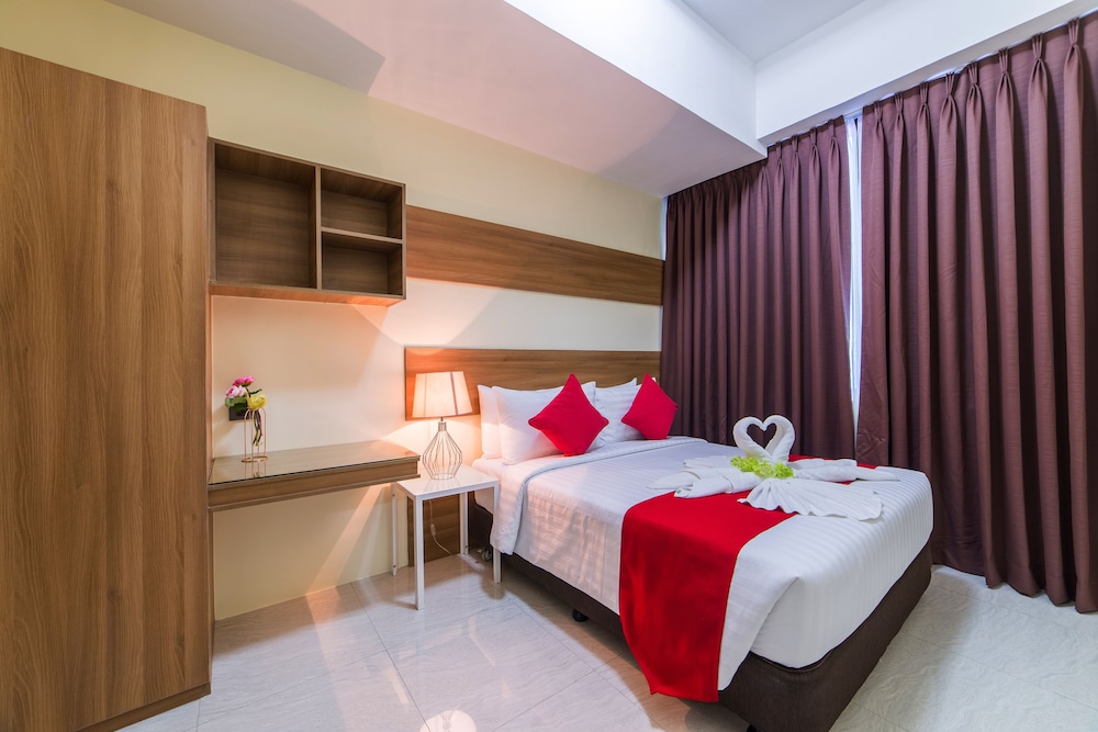 Eastland Hotel and Residences 20/39