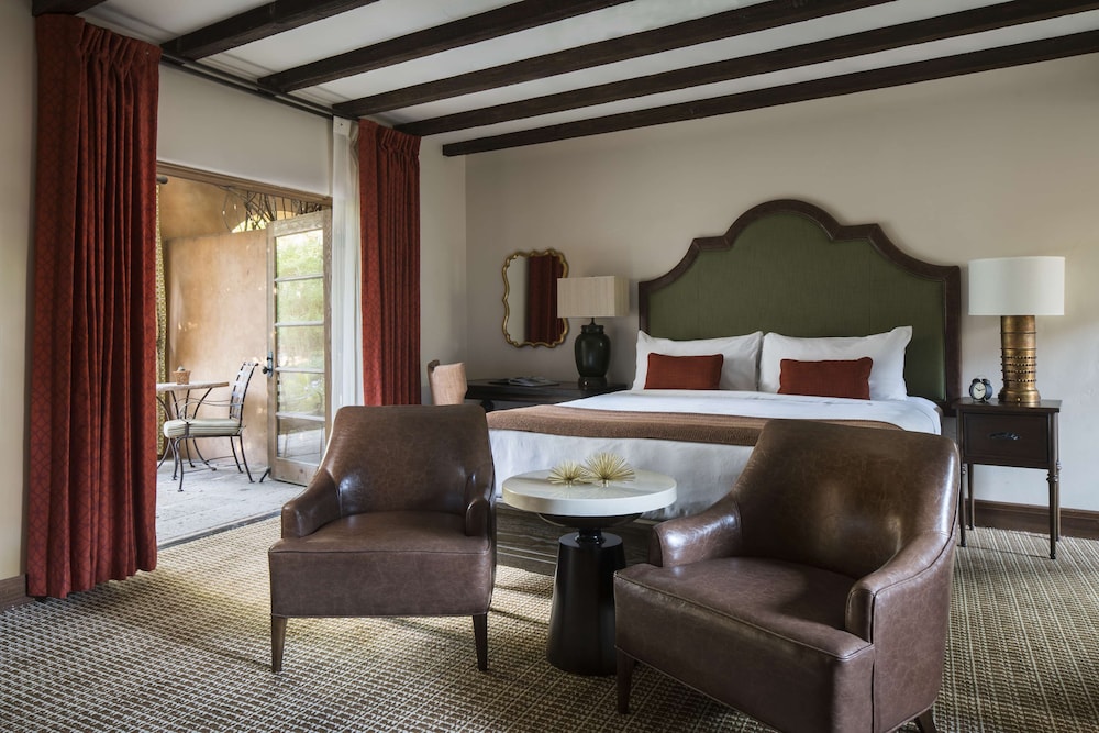 Royal Palms Resort And Spa In the Unbound Collection By Hyatt Formerly Royal Palms Resort And Spa 16/76