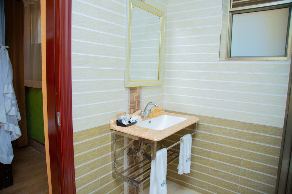 Nokras Riverine Hotel & Spa 29/34