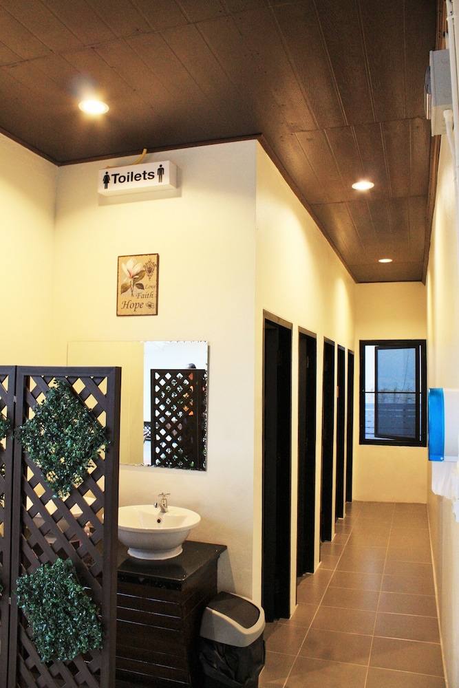 Mercy Hostel 41/55