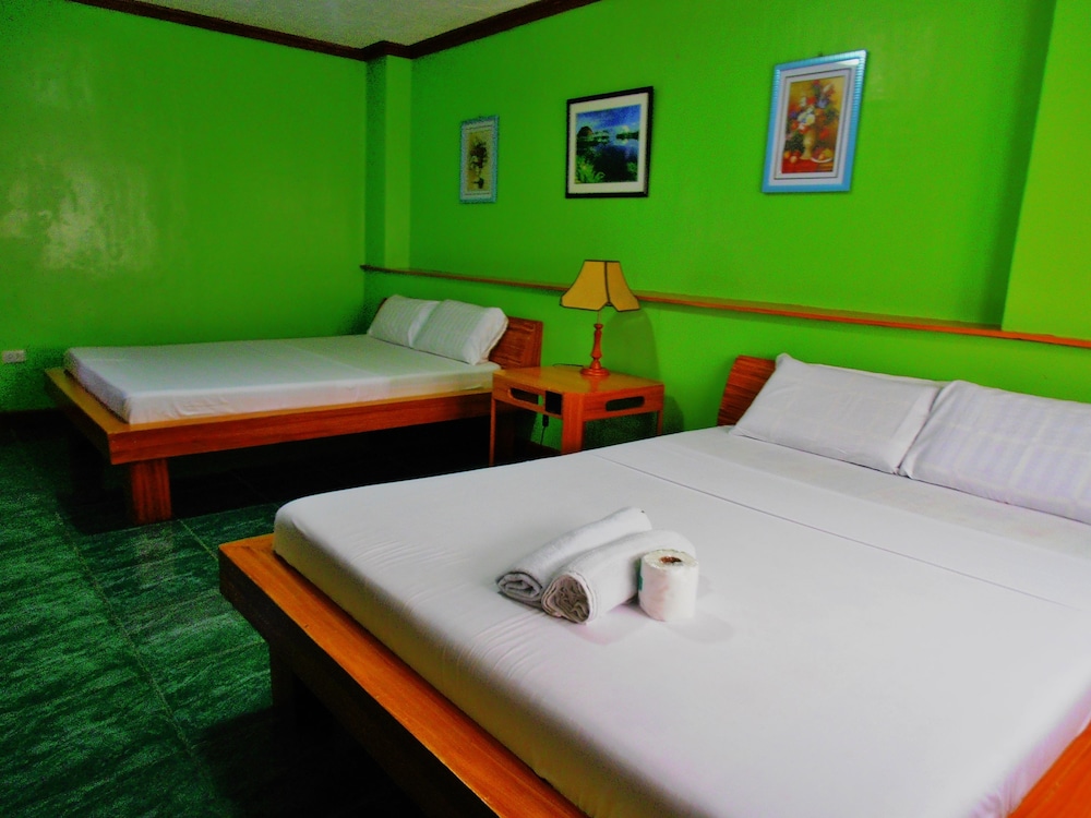 BLUE CORALS BEACH RESORT 26/66