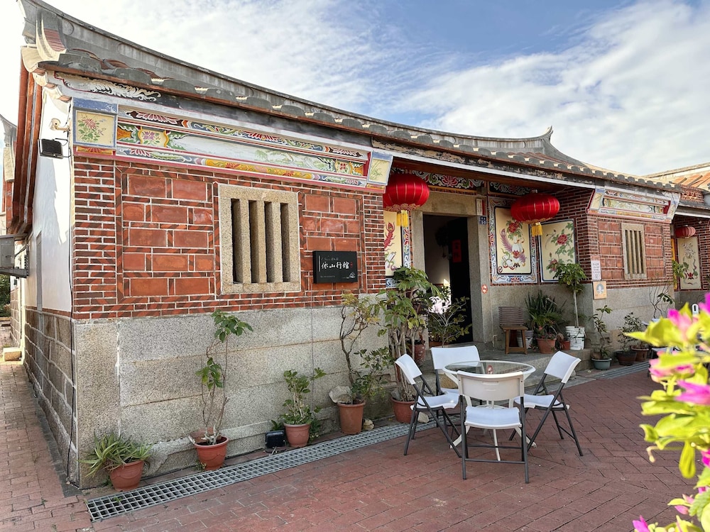 I-Shan B&B 6/42