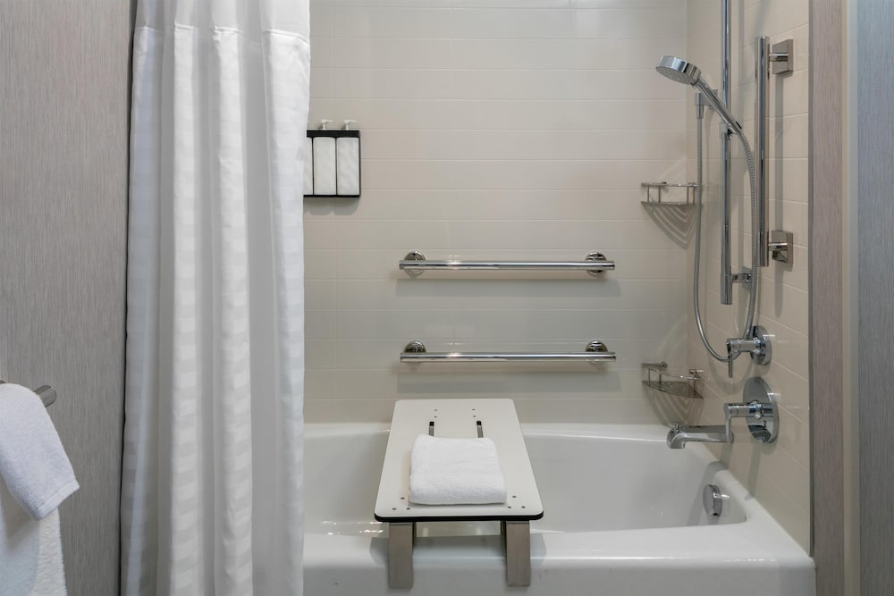 Hyatt Place Post Falls/Coeur D'Alene 48/50