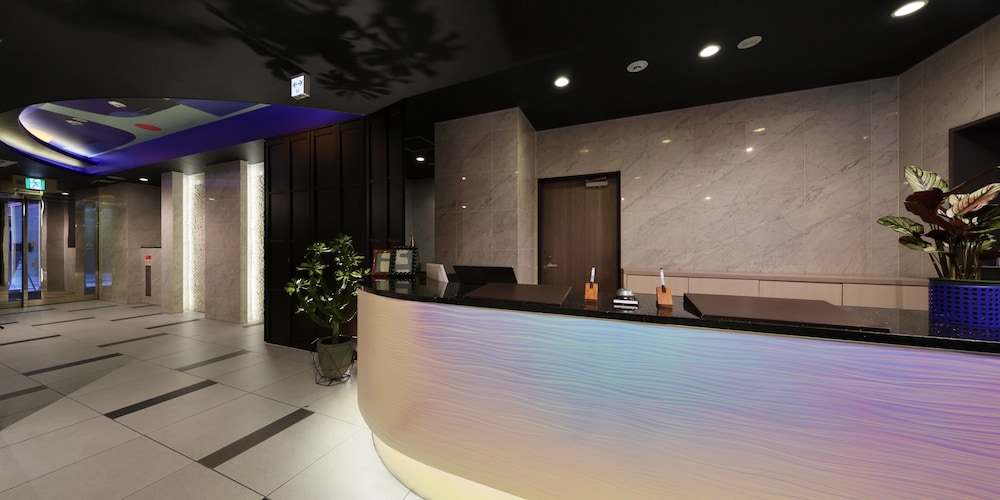 Nipponbashi Luxe Hotel 10/52
