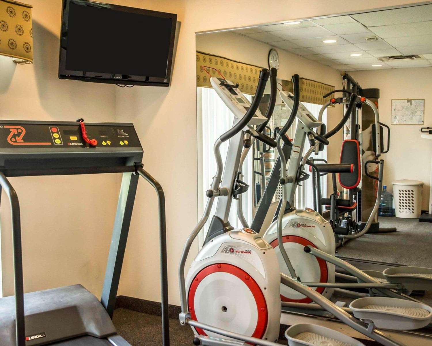 Quality Inn Springboro West 4/8
