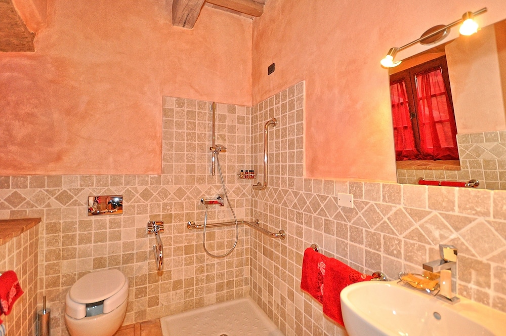 Villa Ferdinando 42/44