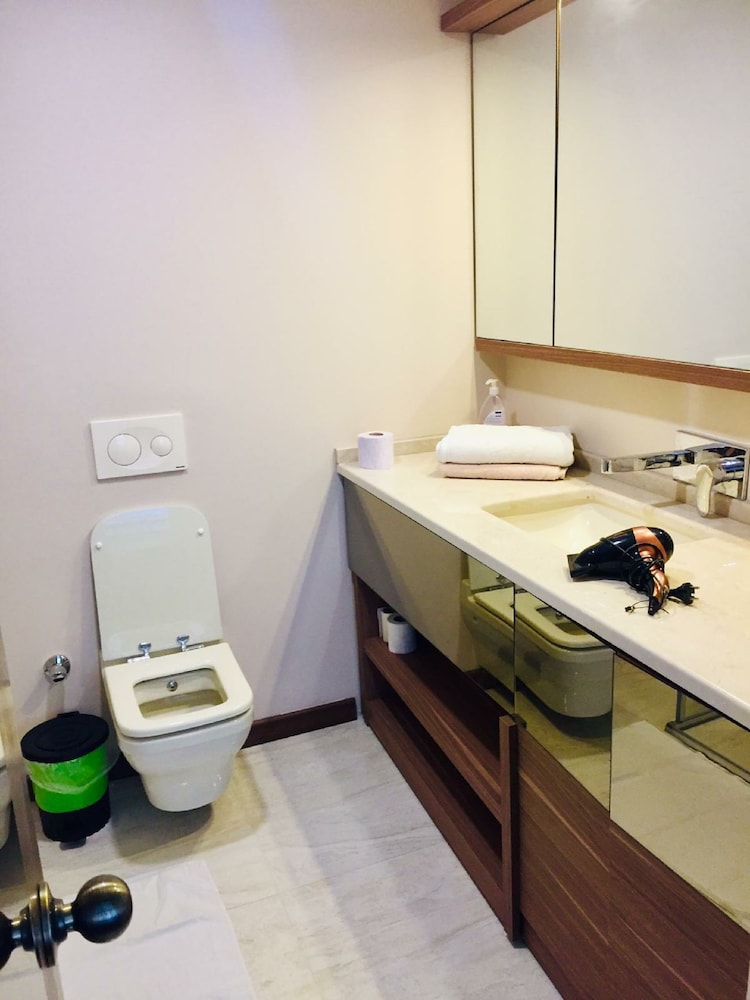 Demir Palas Suites 26/28