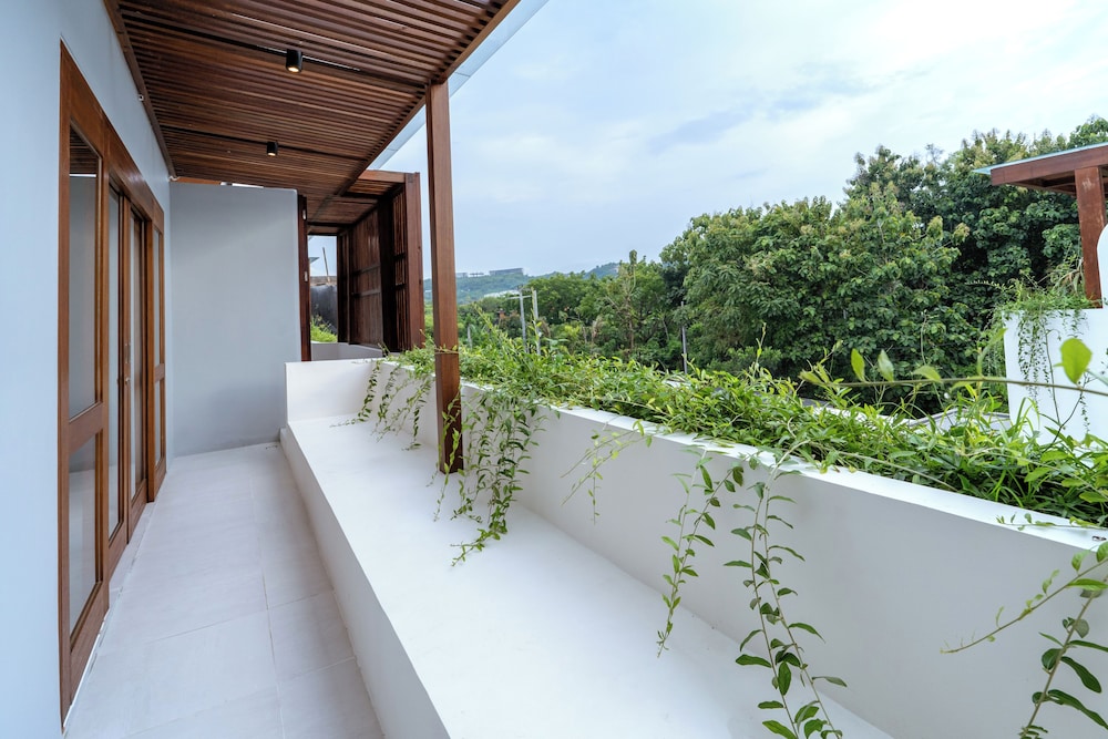 Suasana by AYA، Tuban 3/50