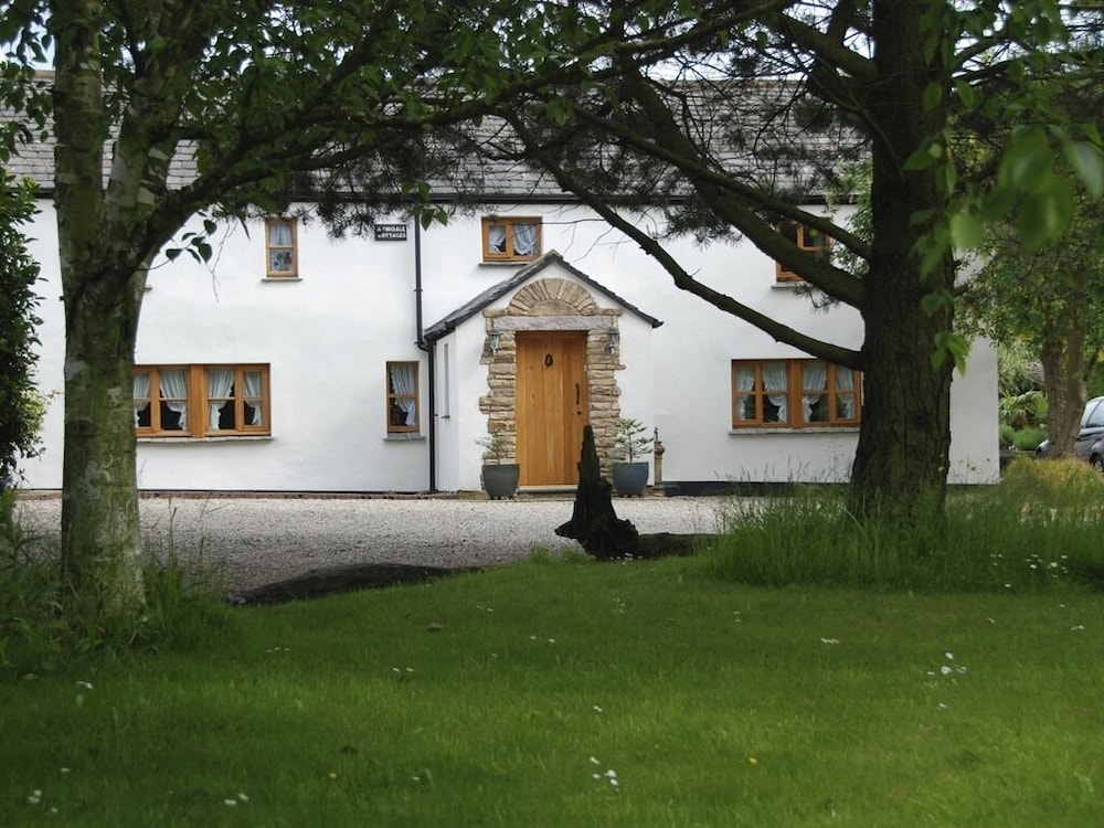 Armidale Cottages Bed & Breakfast 22/28