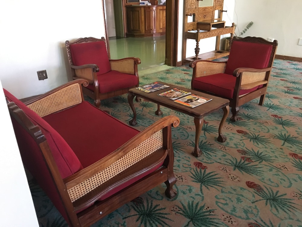 Savoy Hotel Kimberley 19/32
