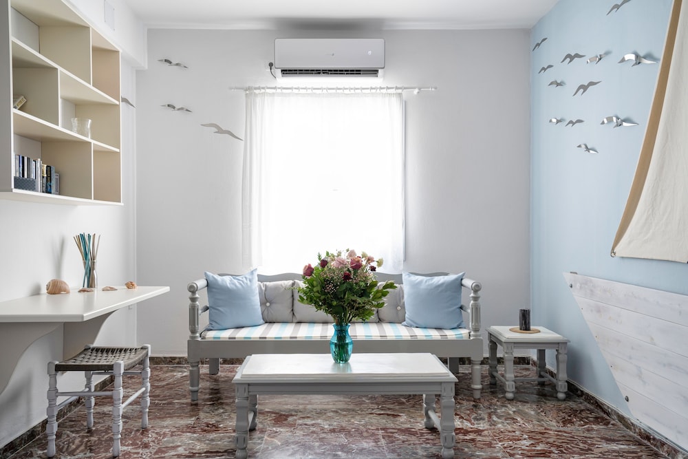 Iris Boutique Hotel 52/74