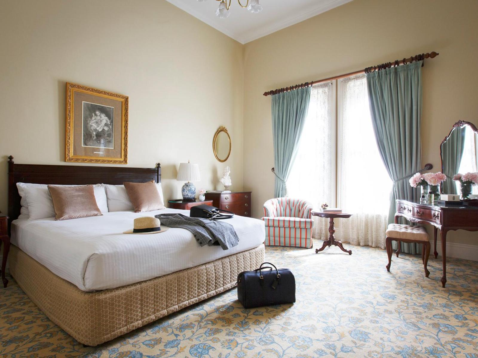 Victorian, Suite, King Bed