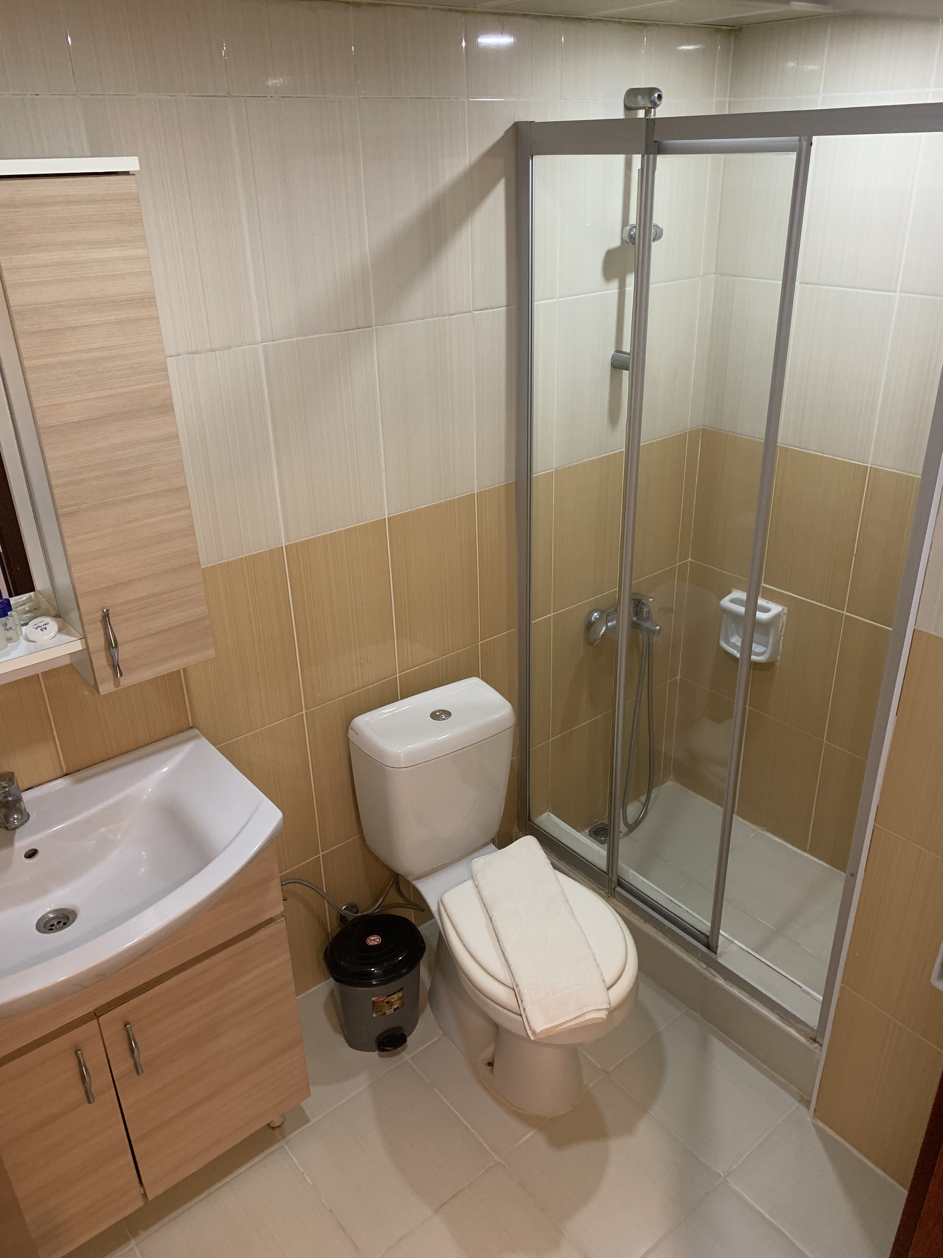 Kecik Hotel 33/34