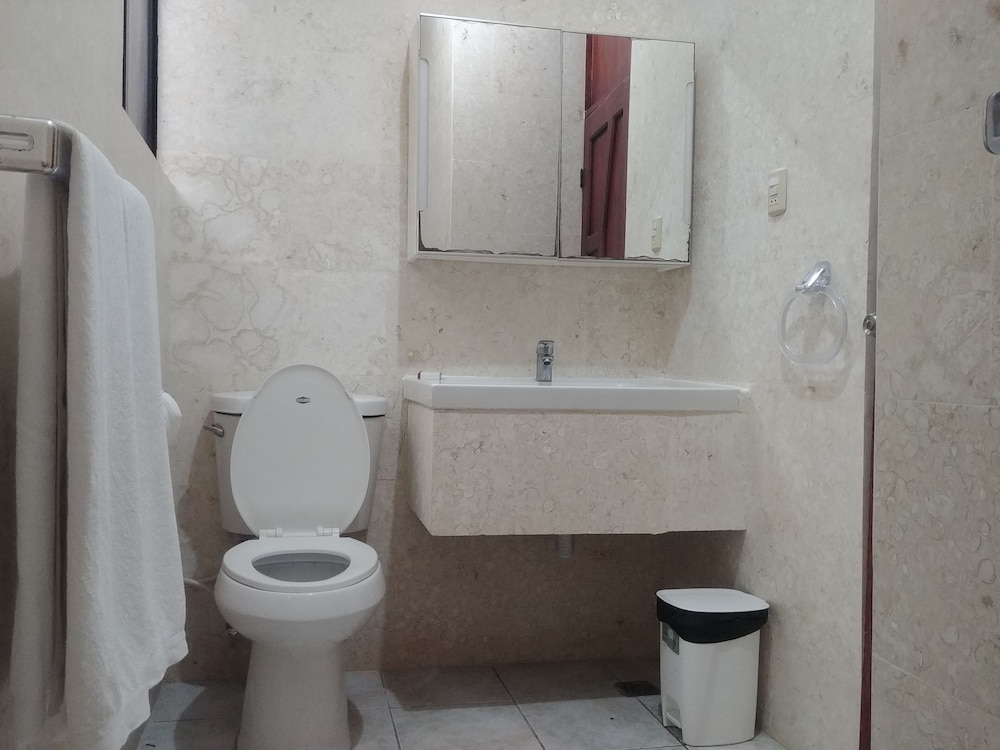 Hotel Garant & Suites 47/49