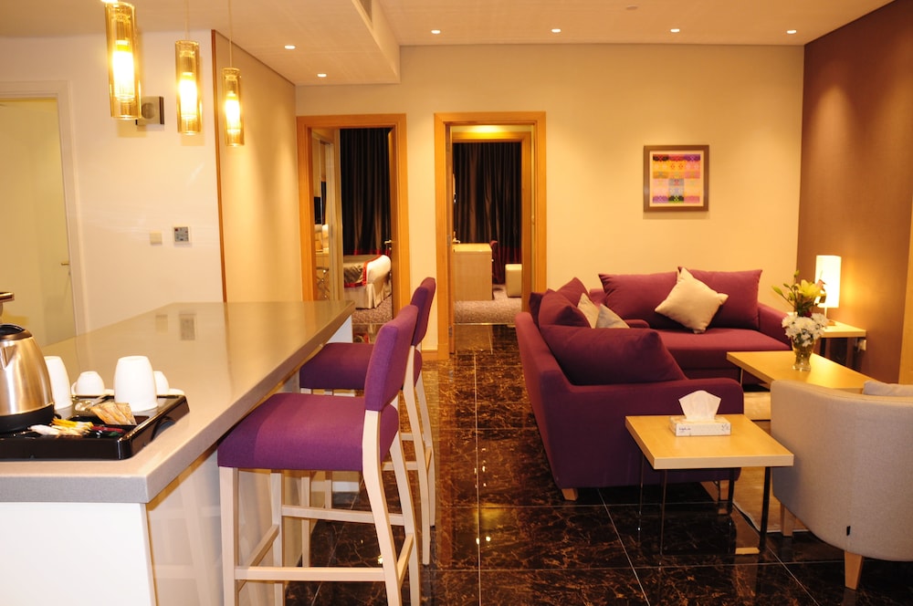 ساس، الظهران(SAS Residence Dhahran) 50/63