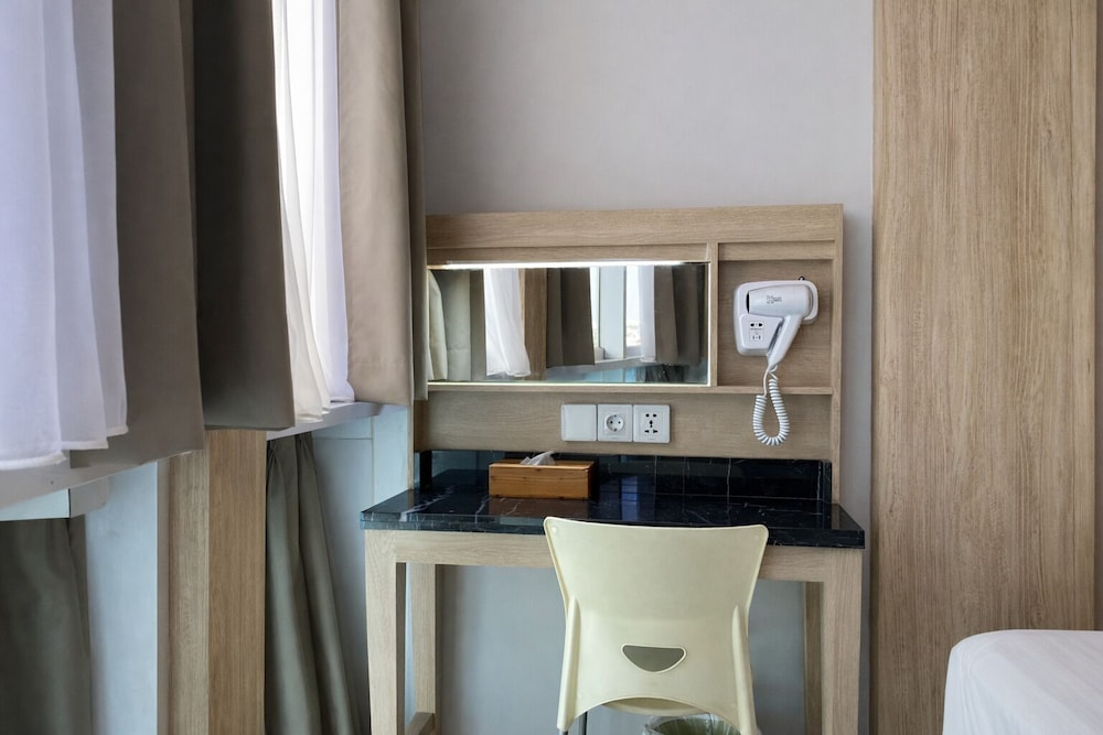 Smart Hotel Thamrin Jakarta 67/74