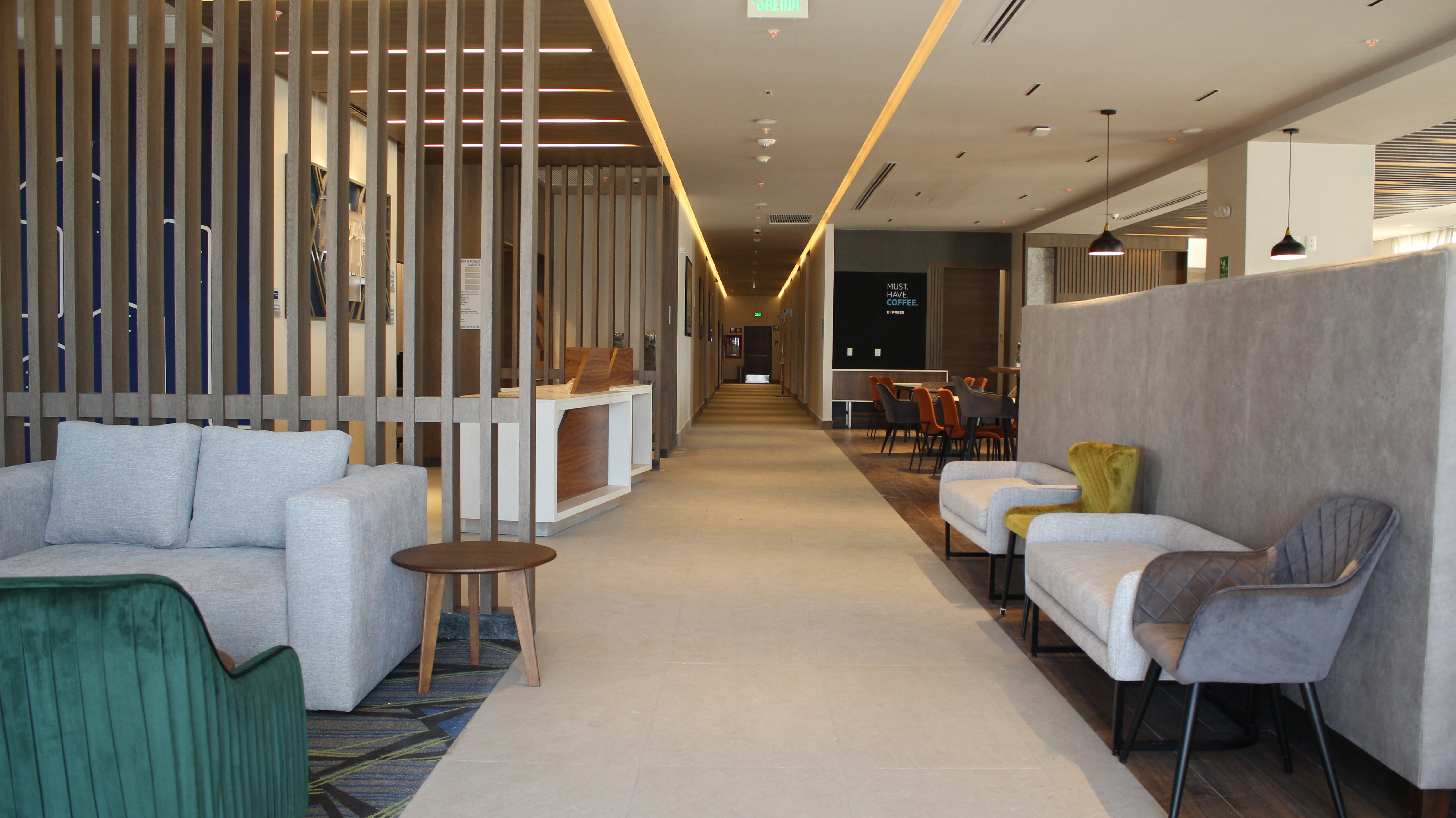 Holiday Inn Express Monterrey Fundidora 45/74