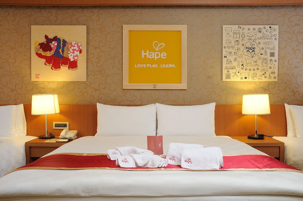 Eda Skylark Hotel 11/59