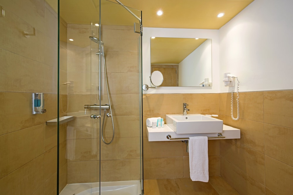 Iberostar Waves Pinos Park 48/50