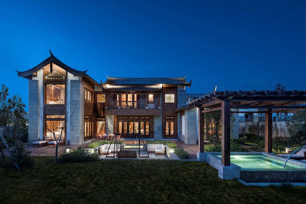 Jinmao Purelax Lijiang, The Unbound Collection By Hyatt 3/70