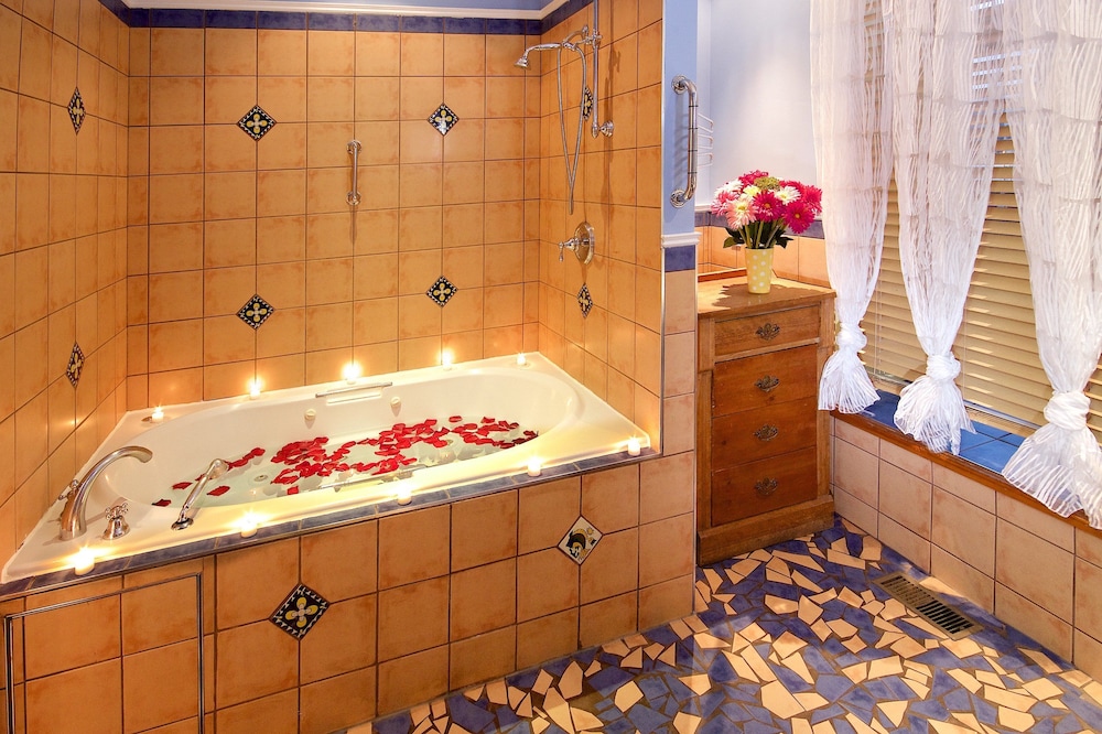 Petite Auberge Les Bons Matins B&B 30/72