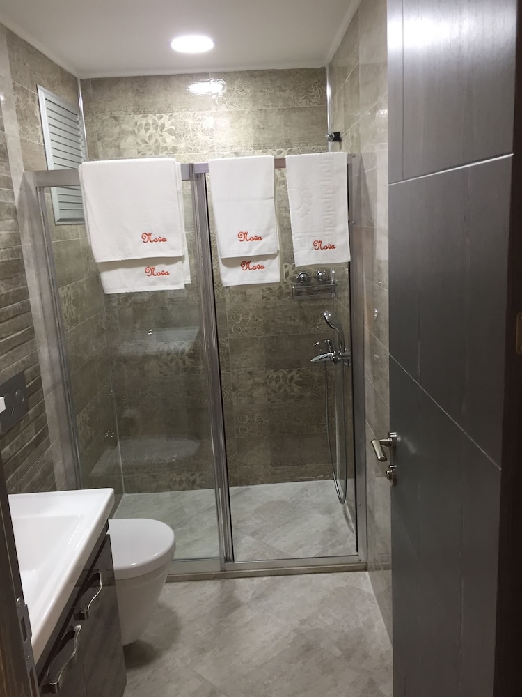 Nova Citrus Hotel 30/32
