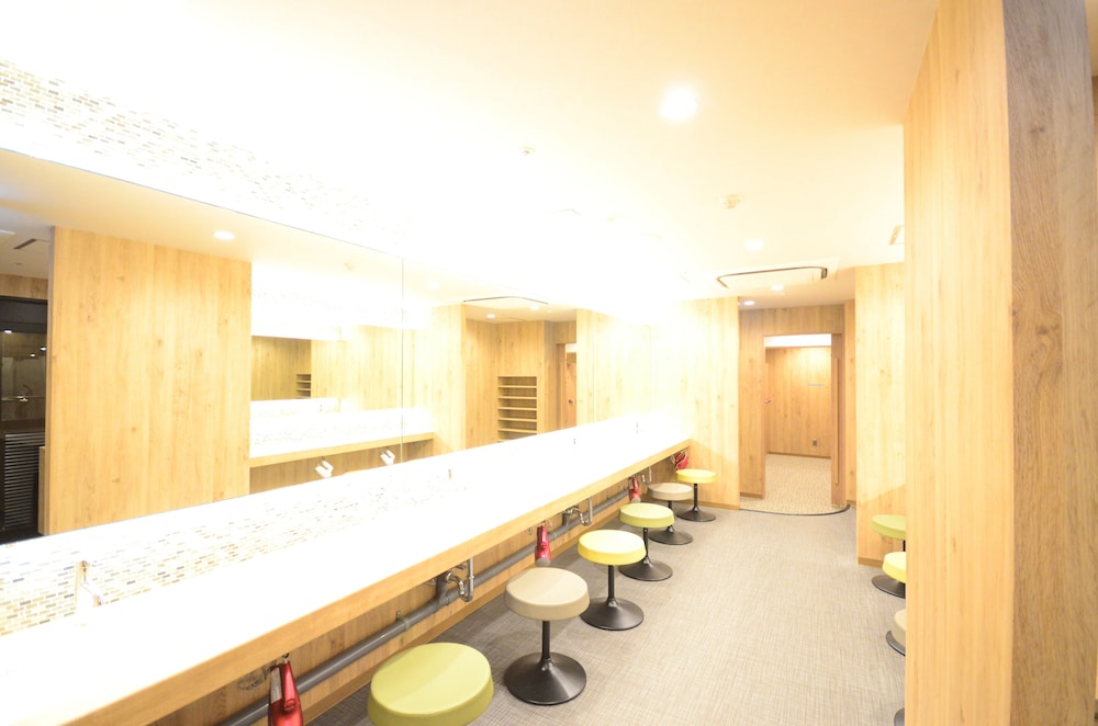 First Cabin Midousuji Namba Gender Specific 33/46