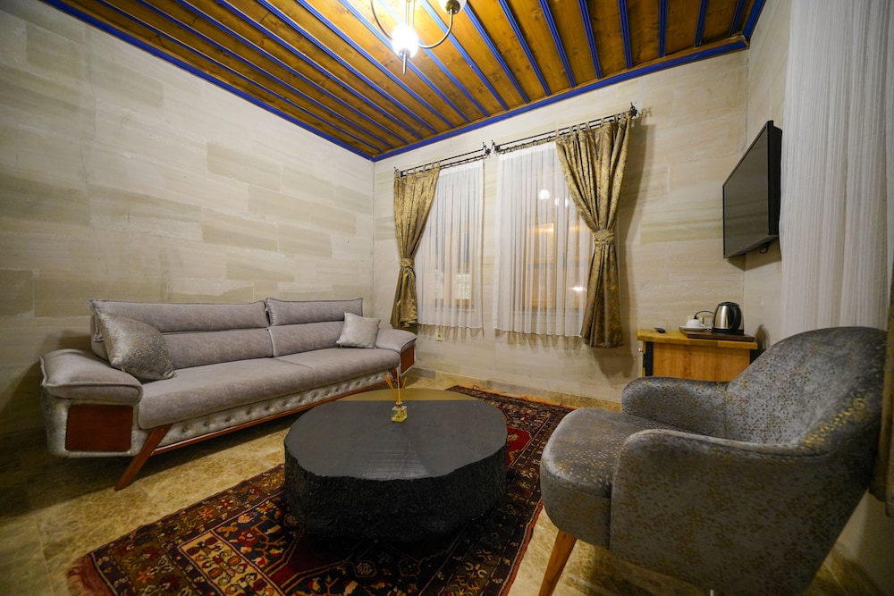 Cave Hotel Saksagan 27/48
