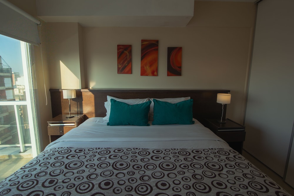 ISI BAIRES APART & SUITES 18/68