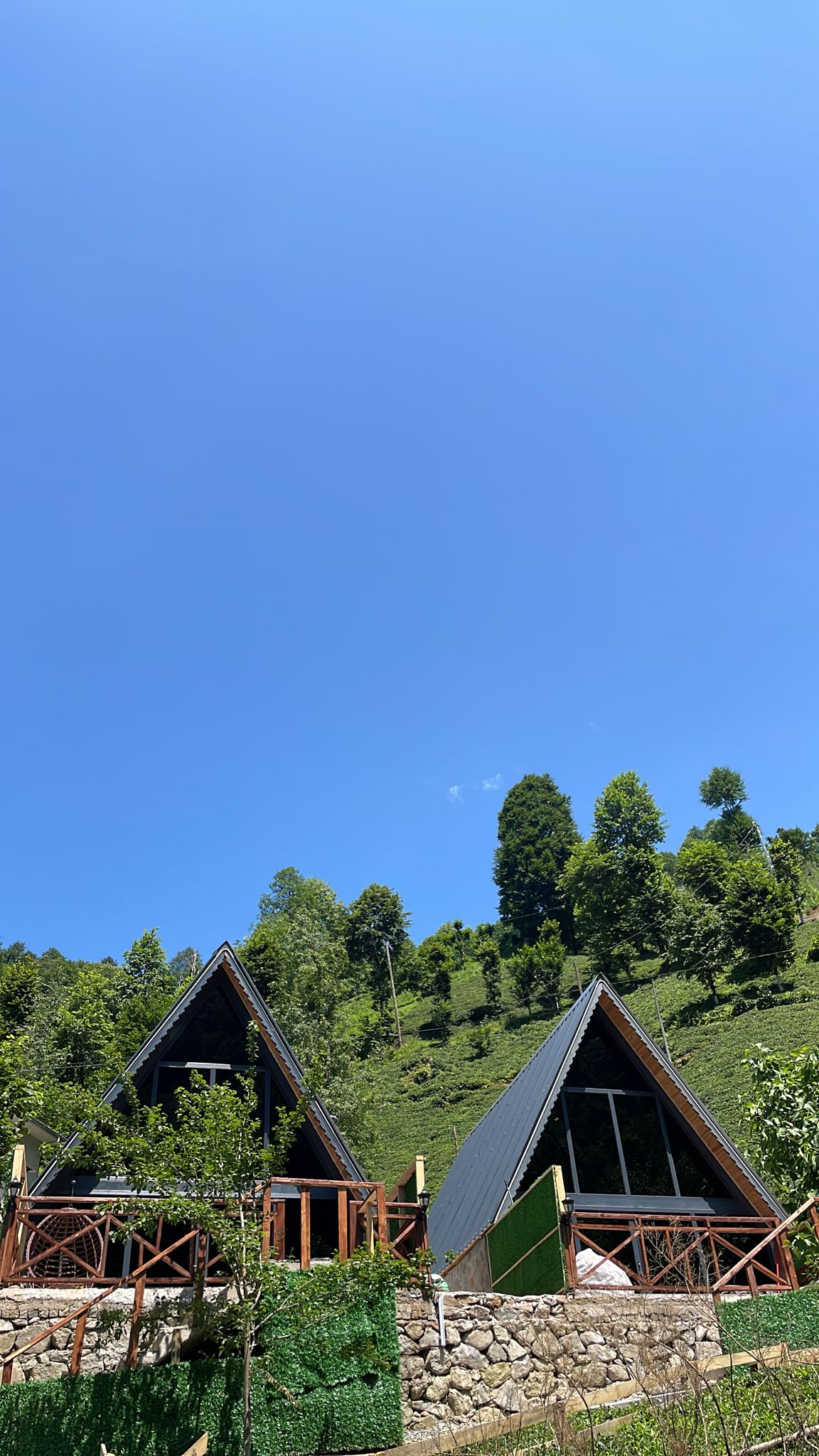 Waterfall Bungalow 18/20