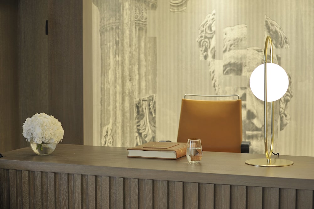 Melia Athens 13/73