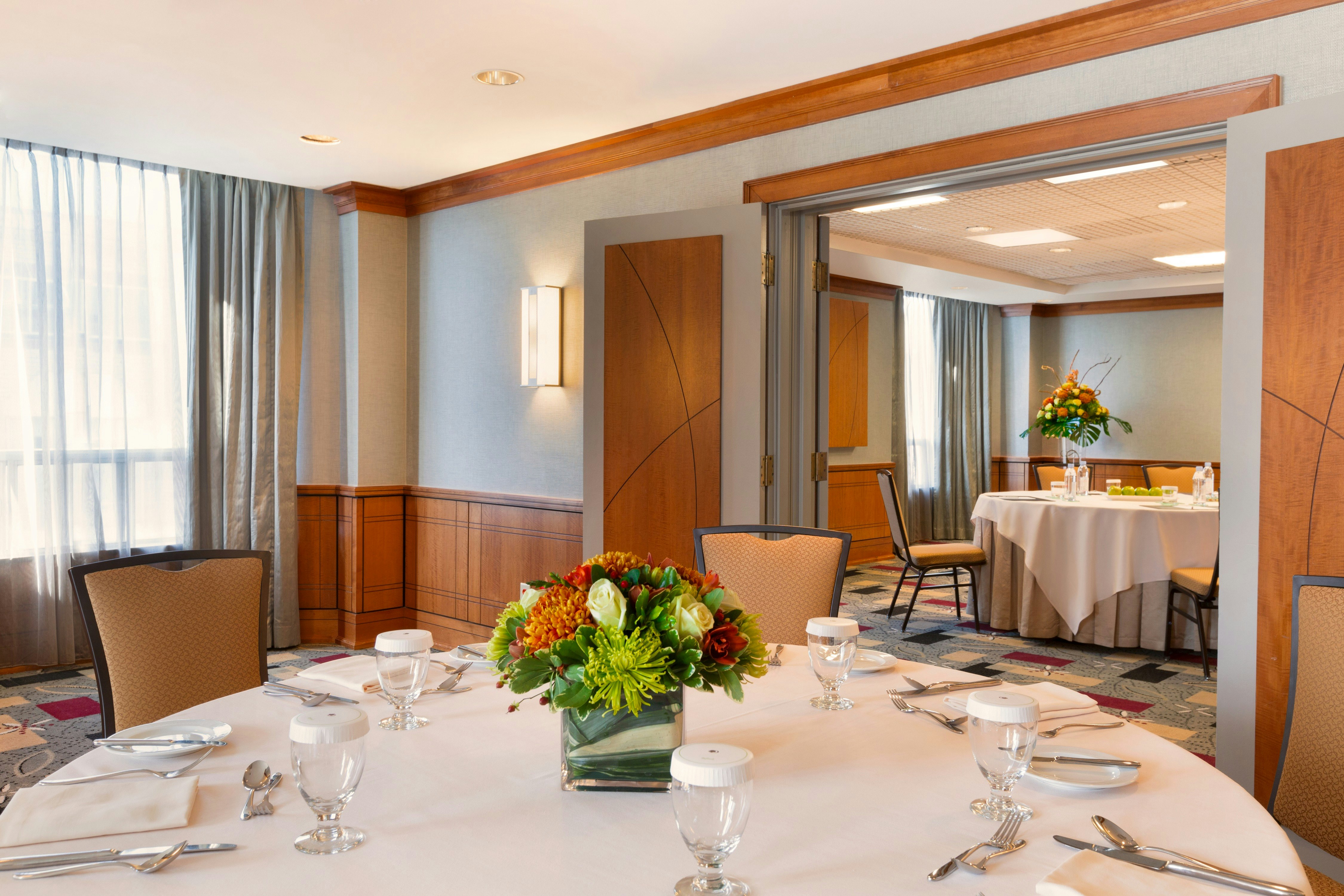 Doubletree By Hilton Hotel Toronto Downtown 64/83