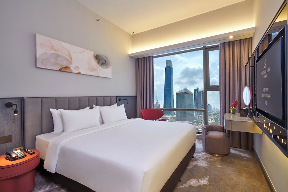 Sleeping Lion Suites 24/61