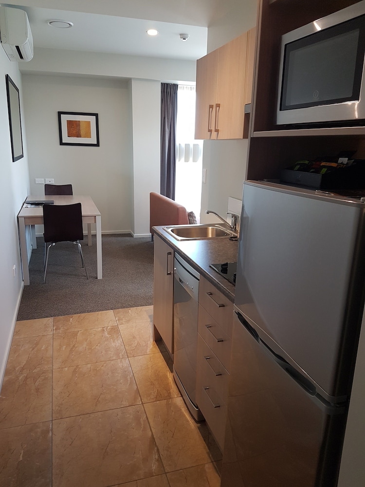 Ramada Suites by Wyndham Christchurch City 20/24